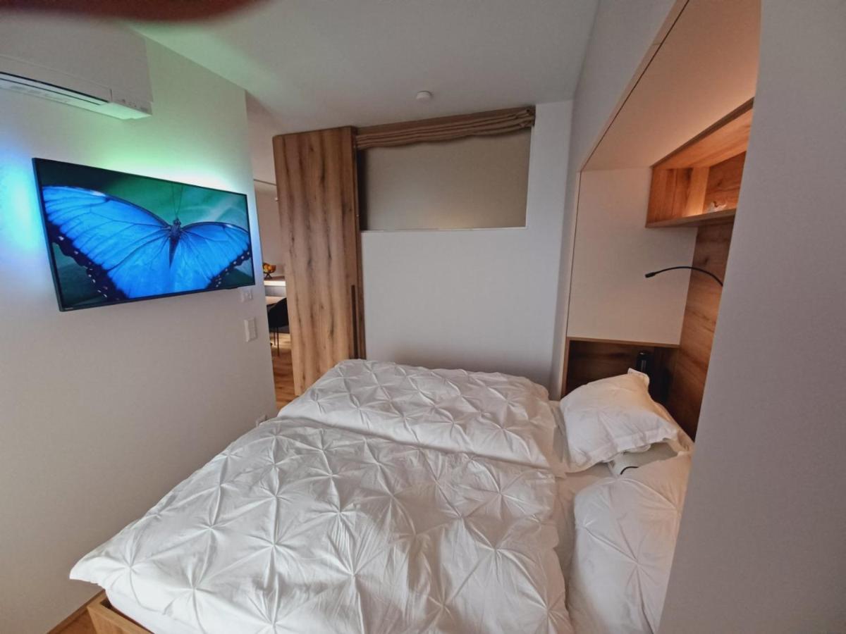 Apartment Deluxe Ossiacher See - Gerlitzen 사텐도르프 외부 사진